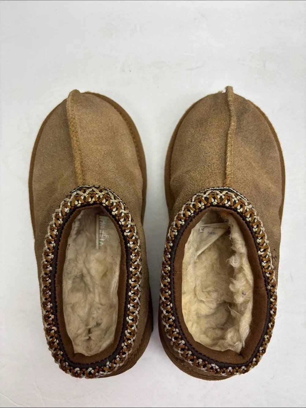 UGG Cozy Chestnut Suede Slip-On Slippers, SZ 11 for toddler, box 62
